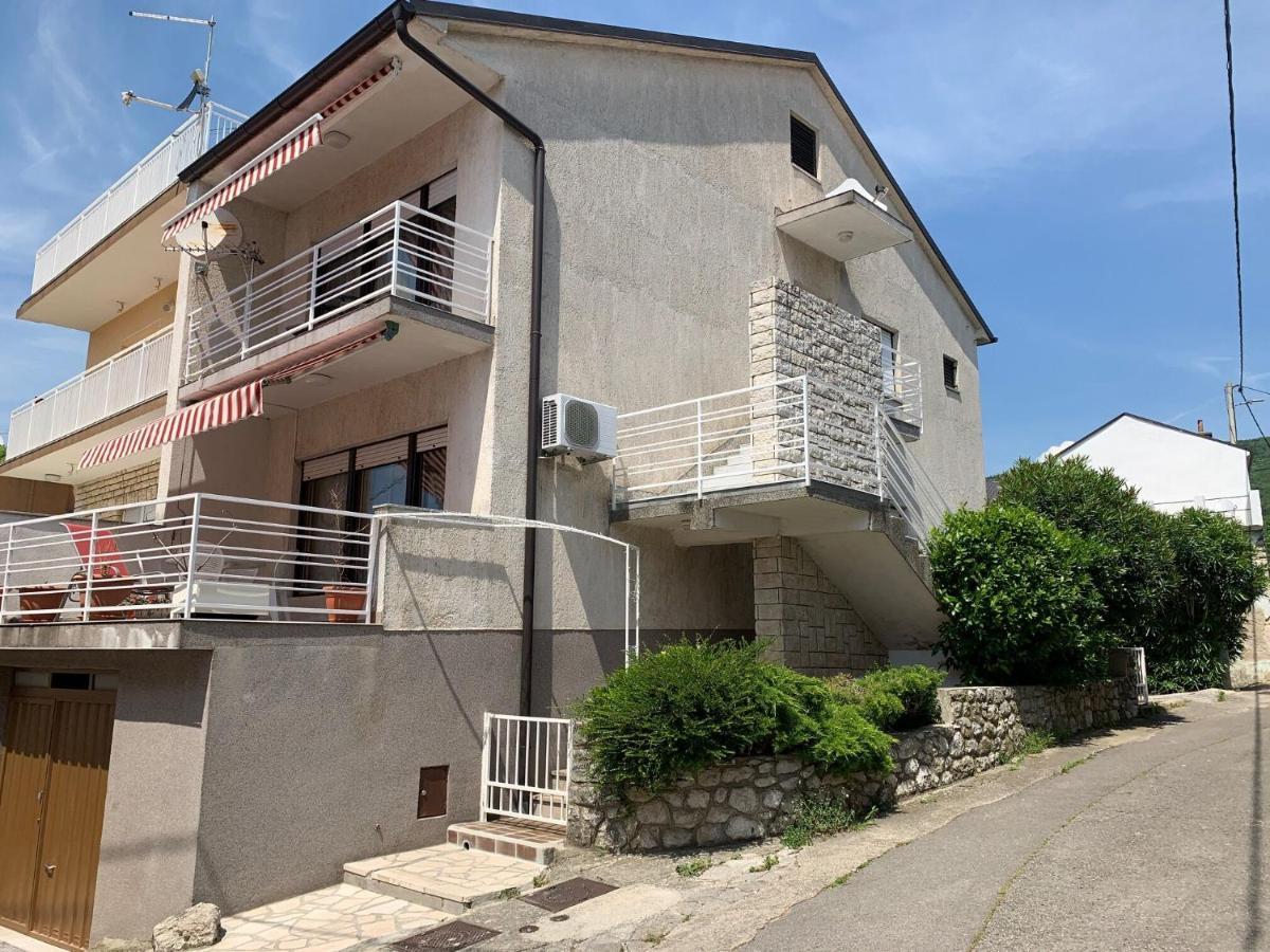 Apartments Zec Селце Екстериор снимка